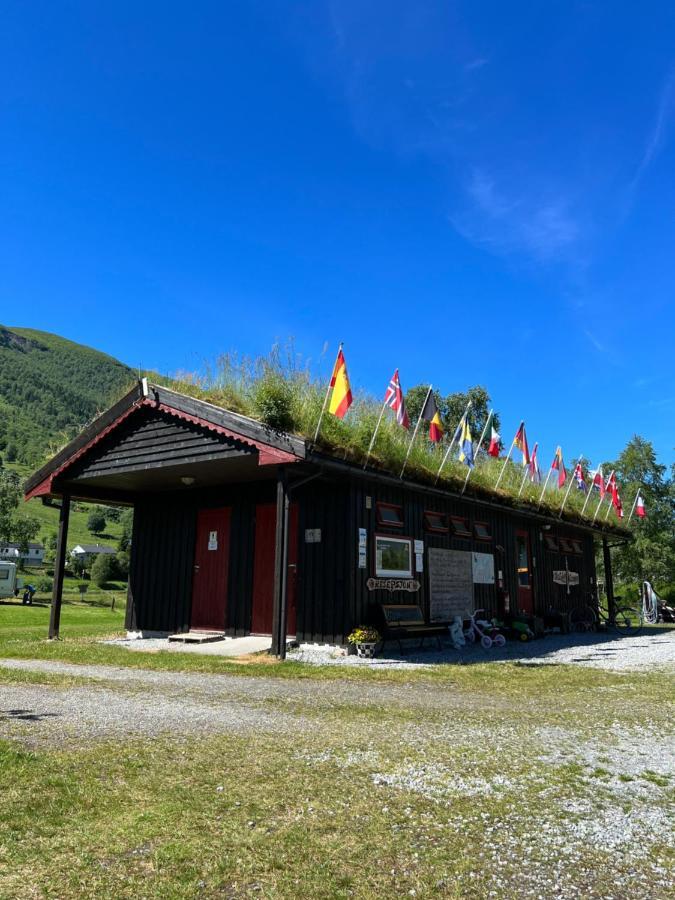 Vistdal Camping Myklebostad  Ngoại thất bức ảnh