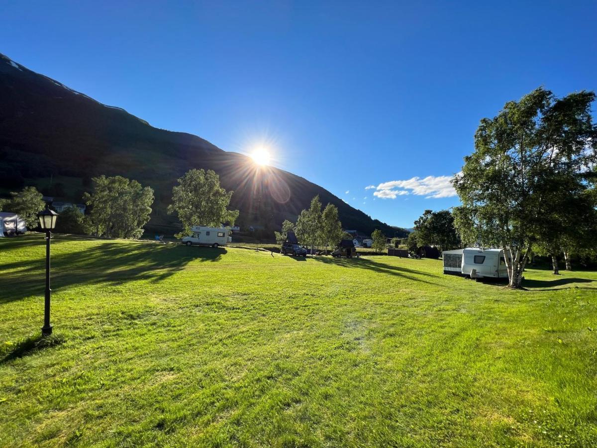 Vistdal Camping Myklebostad  Ngoại thất bức ảnh