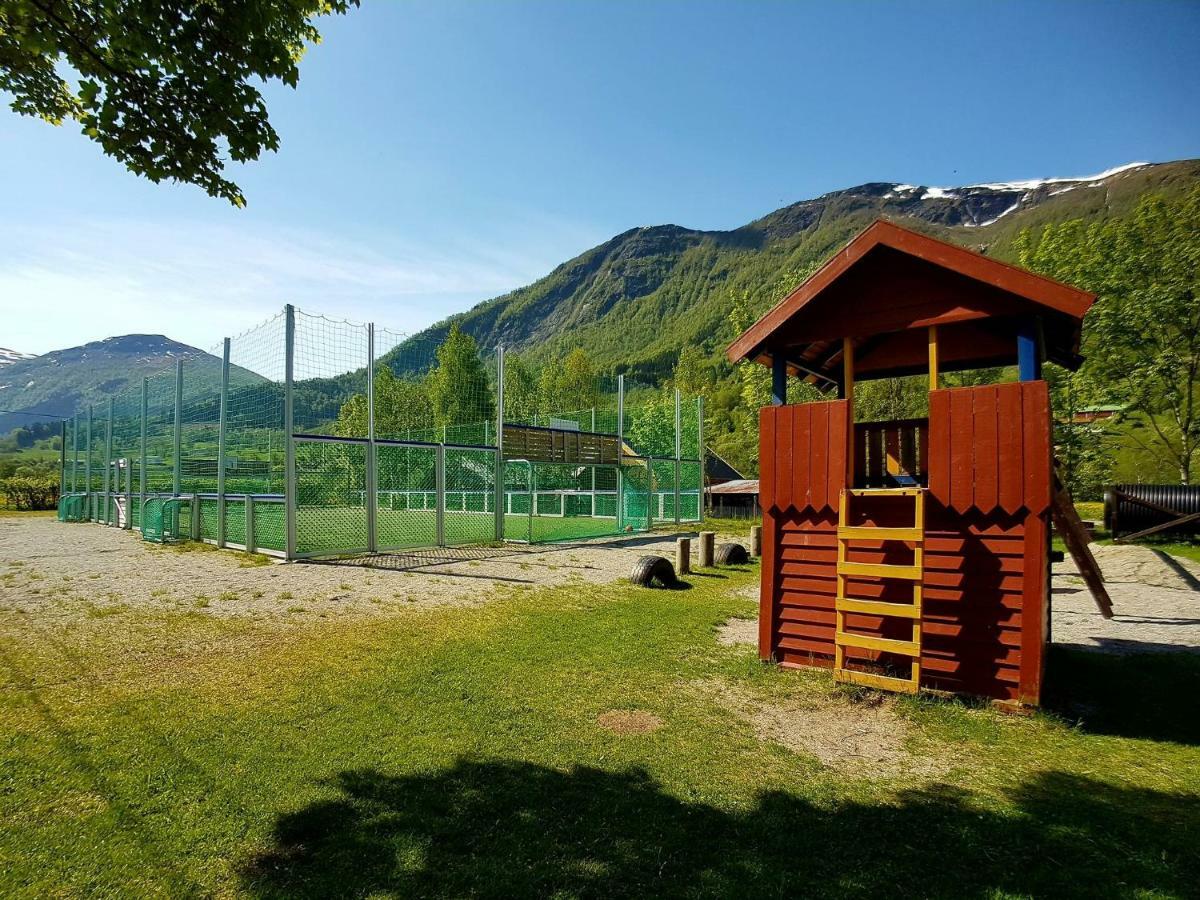 Vistdal Camping Myklebostad  Ngoại thất bức ảnh